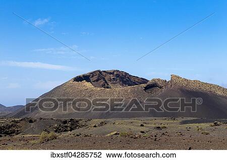 Vulkankrater, Vulkanlandschaft, Montana del Cuervo, Lanzarote, Kanaren, Spanien, Europa View Large Photo Image Stock Image - Vulkankrater, Vulkanlandschaft, Montana del Cuervo, Lanzarote, Kanaren, Spanien, Europa. Fotosearch