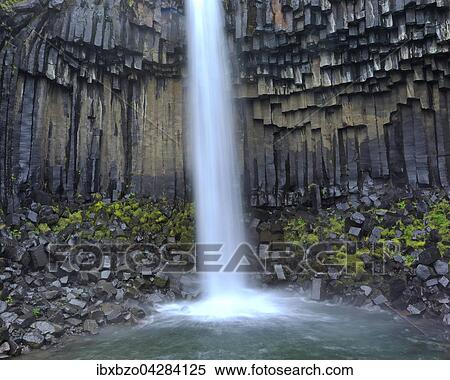 Wasserfall Svartifoss mit Basaltsaulen, Skaftafell Nationalpark, Island, Europa View Large Photo Image Stock Photography - Wasserfall Svartifoss mit Basaltsaulen, Skaftafell Nationalpark, Island, Europa. Fotosearch