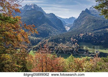 Stock Image - Wimbachtal with Watzmann and Hochkalter, Ramsau, Berchtesgaden National Park, Berchtesgaden Alps, Berchtesgadener Land, Upper Bavaria, Bavaria, Germany, Europe. Fotosearch