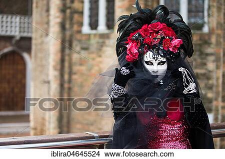 Picture - Woman in Carnival costume, Carnival in Venice, Italy, Europe. Fotosearch