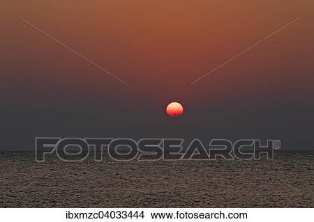 Abendsonne an der Ostsee, Ahrenshoop, Darss, Mecklenburg-Vorpommern, Deutschland, Europa View Large Photo Image Picture - Abendsonne an der Ostsee, Ahrenshoop, Darss, Mecklenburg-Vorpommern, Deutschland, Europa. Fotosearch