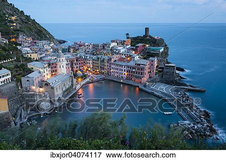 Abendstimmung, Fischerdorf, Vernazza, Cinque Terre, UNESCO Weltkulturerbe, Italienische Riviera, Levante, Ligurien, Italien, Europa View Large Photo Image Stock Photo - Abendstimmung, Fischerdorf, Vernazza, Cinque Terre, UNESCO Weltkulturerbe, Italienische Riviera, Levante, Ligurien, Italien, Europa. Fotosearch