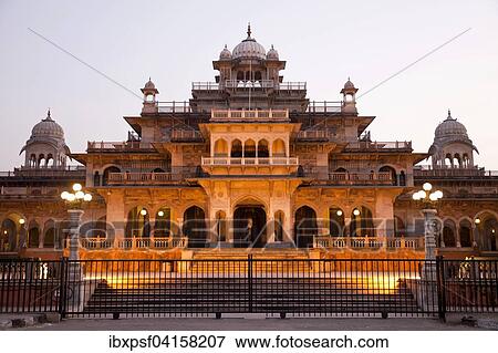 Albert Hall mit Central Museum, Jaipur, Rajasthan, Indien, Asien View Large Photo Image Stock Photo - Albert Hall mit Central Museum, Jaipur, Rajasthan, Indien, Asien. Fotosearch