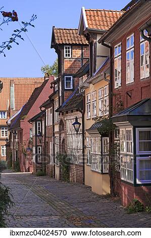 Alte Stadthauser, Auf dem Meere, Altstadt, Luneburg, Niedersachsen, Deutschland, Europa View Large Photo Image Stock Image - Alte Stadthauser, Auf dem Meere, Altstadt, Luneburg, Niedersachsen, Deutschland, Europa. Fotosearch