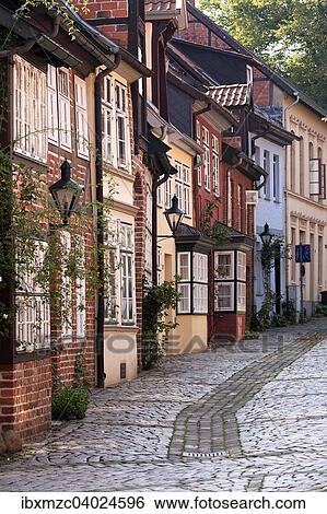 Alte Stadthauser, Auf dem Meere, Altstadt, Luneburg, Niedersachsen, Deutschland, Europa View Large Photo Image Stock Photograph - Alte Stadthauser, Auf dem Meere, Altstadt, Luneburg, Niedersachsen, Deutschland, Europa. Fotosearch