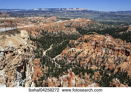 Ausblick am Bryce Point auf farbige Gesteinsformationen, Hoodoos, Bryce-Amphitheater, Bryce-Canyon-Nationalpark, Utah, USA, Nordamerika View Large Photo Image Stock Image - Ausblick am Bryce Point auf farbige Gesteinsformationen, Hoodoos, Bryce-Amphitheater, Bryce-Canyon-Nationalpark, Utah, USA, Nordamerika. Fotosearch