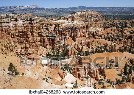 Ausblick am Sunset Point auf farbige Gesteinsformationen, Hoodoos, Bryce-Amphitheater, Bryce-Canyon-Nationalpark, Utah, USA, Nordamerika View Large Photo Image Stock Image - Ausblick am Sunset Point auf farbige Gesteinsformationen, Hoodoos, Bryce-Amphitheater, Bryce-Canyon-Nationalpark, Utah, USA, Nordamerika. Fotosearch