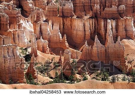 Ausblick am Sunset Point auf farbige Gesteinsformationen, Hoodoos, Bryce-Canyon-Nationalpark, Utah, USA, Nordamerika View Large Photo Image Stock Image - Ausblick am Sunset Point auf farbige Gesteinsformationen, Hoodoos, Bryce-Canyon-Nationalpark, Utah, USA, Nordamerika. Fotosearch