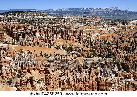 Ausblick am Sunset Point auf farbige Gesteinsformationen, Hoodoos, Bryce-Amphitheater, Bryce-Canyon-Nationalpark, Utah, USA, Nordamerika View Large Photo Image Stock Photo - Ausblick am Sunset Point auf farbige Gesteinsformationen, Hoodoos, Bryce-Amphitheater, Bryce-Canyon-Nationalpark, Utah, USA, Nordamerika. Fotosearch
