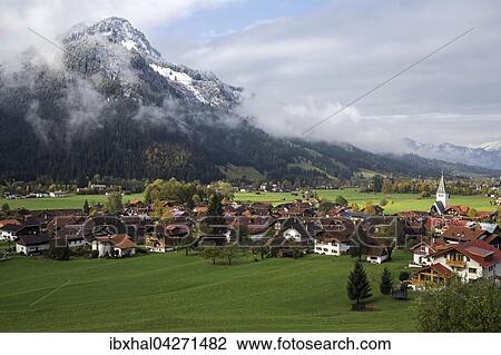 Ausblick auf Bad Oberdorf bei Bad Hindelang, hinten links Imberger Horn mit Schnee, Herbststimmung, Allgau, Bayern, Deutschland, Europa View Large Photo Image Stock Image - Ausblick auf Bad Oberdorf bei Bad Hindelang, hinten links Imberger Horn mit Schnee, Herbststimmung, Allgau, Bayern, Deutschland, Europa. Fotosearch