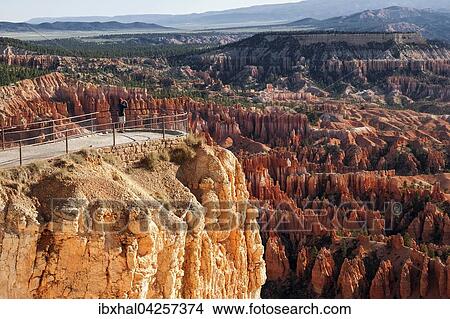 Ausblick auf Bryce Point und in das Bryce Amphitheater mit farbigen Gesteinsformationen, Hoodoos, Morgenlicht, Bryce Canyon Nationalpark, Utah, USA, Nordamerika View Large Photo Image Picture - Ausblick auf Bryce Point und in das Bryce Amphitheater mit farbigen Gesteinsformationen, Hoodoos, Morgenlicht, Bryce Canyon Nationalpark, Utah, USA, Nordamerika. Fotosearch