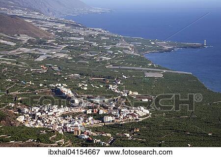 Ausblick auf den Sudwesten von La Palma, unten der Ort Tazacorte, La Palma, Kanarische Inseln, Spanien, Europa View Large Photo Image Stock Photo - Ausblick auf den Sudwesten von La Palma, unten der Ort Tazacorte, La Palma, Kanarische Inseln, Spanien, Europa. Fotosearch