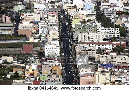Ausblick auf die Hauser und Hauptstrasse von Los Llanos, La Palma, Kanarische Inseln, Spanien, Europa View Large Photo Image Stock Photography - Ausblick auf die Hauser und Hauptstrasse von Los Llanos, La Palma, Kanarische Inseln, Spanien, Europa. Fotosearch