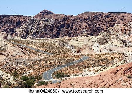 Ausblick auf farbige Sandsteinformationen und Mouse's Tank Road, Valley of Fire State Park, Nevada, USA, Nordamerika View Large Photo Image Stock Photo - Ausblick auf farbige Sandsteinformationen und Mouse's Tank Road, Valley of Fire State Park, Nevada, USA, Nordamerika. Fotosearch