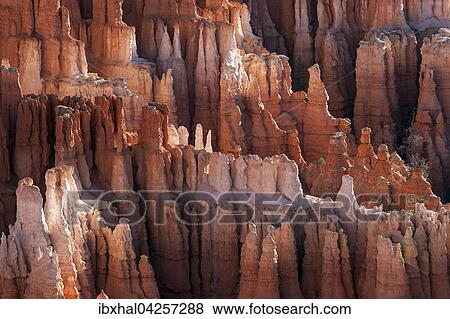 Ausblick auf farbige Gesteinsformationen, Hoodoos, Morgenlicht, Bryce Canyon Nationalpark, Utah, USA, Nordamerika View Large Photo Image Stock Photo - Ausblick auf farbige Gesteinsformationen, Hoodoos, Morgenlicht, Bryce Canyon Nationalpark, Utah, USA, Nordamerika. Fotosearch