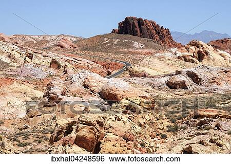 Ausblick auf farbige Sandsteinformationen und Mouse's Tank Road, Valley of Fire State Park, Nevada, USA, Nordamerika View Large Photo Image Stock Photograph - Ausblick auf farbige Sandsteinformationen und Mouse's Tank Road, Valley of Fire State Park, Nevada, USA, Nordamerika. Fotosearch