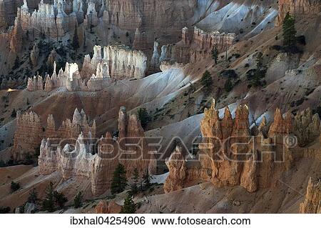 Ausblick auf farbige Gesteinsformationen, Hoodoos, Bryce Canyon Nationalpark, Utah, USA, Nordamerika View Large Photo Image Stock Photograph - Ausblick auf farbige Gesteinsformationen, Hoodoos, Bryce Canyon Nationalpark, Utah, USA, Nordamerika. Fotosearch