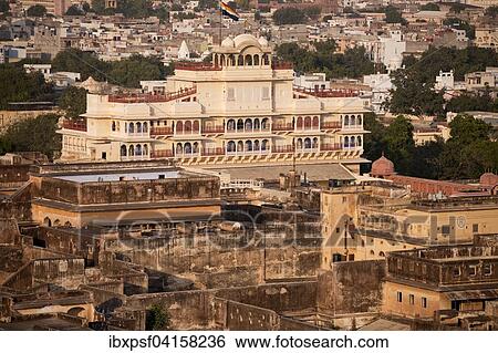 Ausblick auf Stadtpalast, Jaipur, Rajasthan, Indien, Asien View Large Photo Image Stock Photograph - Ausblick auf Stadtpalast, Jaipur, Rajasthan, Indien, Asien. Fotosearch