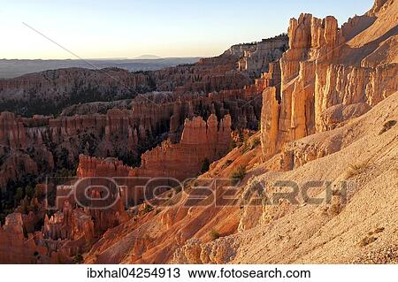Ausblick in den Bryce-Canyon auf farbige Gesteinsformationen, Hoodoos, Morgenlicht, Bryce Canyon Nationalpark, Utah, USA, Nordamerika View Large Photo Image Stock Image - Ausblick in den Bryce-Canyon auf farbige Gesteinsformationen, Hoodoos, Morgenlicht, Bryce Canyon Nationalpark, Utah, USA, Nordamerika. Fotosearch