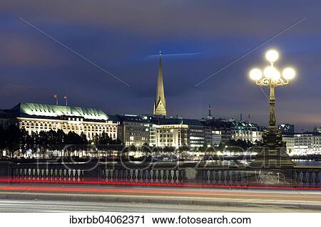 Ausblick uber die Binnenalster auf reprasentative Kontorhauser, Hotels und Geschaftshauser am Jungfernstieg, Hamburg, Deutschland, Europa View Large Photo Image Stock Image - Ausblick uber die Binnenalster auf reprasentative Kontorhauser, Hotels und Geschaftshauser am Jungfernstieg, Hamburg, Deutschland, Europa. Fotosearch