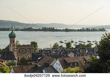 Stock Photo - Ausblick vom Horenberg auf die Kirche St. Nikolaus, hinten Insel Reichenau, Allensbach, Bodensee, Baden-Wurttemberg, Deutschland, Europa. Fotosearch