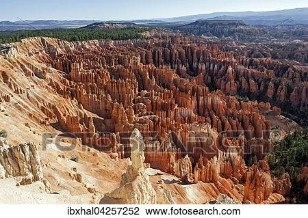 Ausblick vom Inspiration Point in das Bryce Amphitheater mit farbigen Gesteinsformationen, Hoodoos, Morgenlicht, Bryce Canyon Nationalpark, Utah, USA, Nordamerika View Large Photo Image Stock Image - Ausblick vom Inspiration Point in das Bryce Amphitheater mit farbigen Gesteinsformationen, Hoodoos, Morgenlicht, Bryce Canyon Nationalpark, Utah, USA, Nordamerika. Fotosearch
