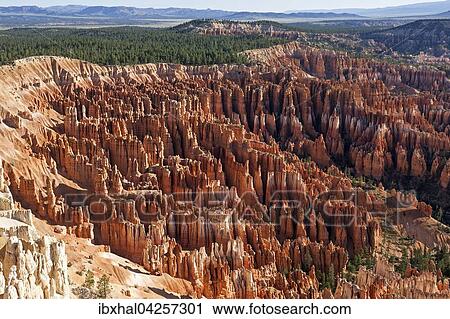 Ausblick vom Inspiration Point in das Bryce Amphitheater mit farbigen Gesteinsformationen, Hoodoos, Morgenlicht, Bryce Canyon Nationalpark, Utah, USA, Nordamerika View Large Photo Image Stock Image - Ausblick vom Inspiration Point in das Bryce Amphitheater mit farbigen Gesteinsformationen, Hoodoos, Morgenlicht, Bryce Canyon Nationalpark, Utah, USA, Nordamerika. Fotosearch