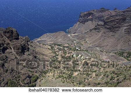 Ausblick vom Mirador auf Taguluche, Barranco de Taguluche und Roque de Mona, Arure, La Gomera, Kanarische Inseln, Spanien, Europa View Large Photo Image Stock Image - Ausblick vom Mirador auf Taguluche, Barranco de Taguluche und Roque de Mona, Arure, La Gomera, Kanarische Inseln, Spanien, Europa. Fotosearch