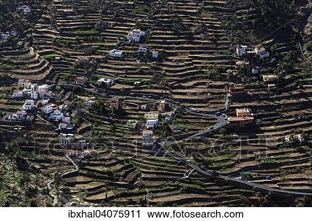 Ausblick vom Mirador Cesar Manrique auf Terrassenfelder und Hauser von Hornillo, Valle Gran Rey, La Gomera, Kanarische Inseln, Spanien, Europa View Large Photo Image Stock Image - Ausblick vom Mirador Cesar Manrique auf Terrassenfelder und Hauser von Hornillo, Valle Gran Rey, La Gomera, Kanarische Inseln, Spanien, Europa. Fotosearch