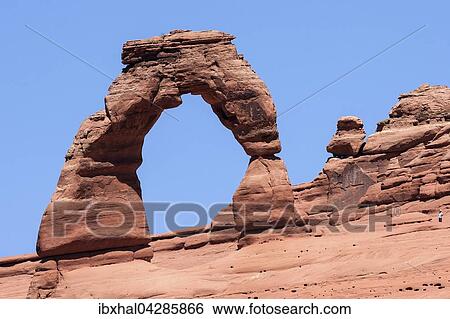 Ausblick vom upper Delicate Arch Viewpoint auf den Delicate Arch, Arches National Park, Utah, USA, Nordamerika View Large Photo Image Stock Photograph - Ausblick vom upper Delicate Arch Viewpoint auf den Delicate Arch, Arches National Park, Utah, USA, Nordamerika. Fotosearch