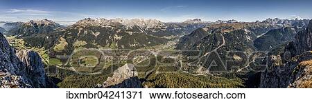 Ausblick von der Cima Dodici, Sas da le Doudesh im Val San Nicolo im Fassatal, von links Latemar, Rosengartengruppe, Langkofel, Plattkofel, Sellagruppe, Marmolada, Fassatal, Pozza di Fassa, Trentino, Italien, Europa View Large Photo Image Stock Image - Ausblick von der Cima Dodici, Sas da le Doudesh im Val San Nicolo im Fassatal, von links Latemar, Rosengartengruppe, Langkofel, Plattkofel, Sellagruppe, Marmolada, Fassatal, Pozza di Fassa, Trentino, Italien, Europa. Fotosearch