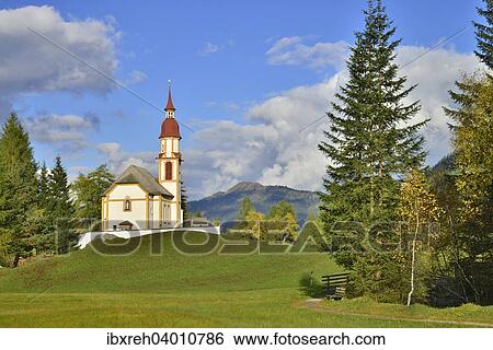 Stock Photograph - Barocke Pfarrkirche Hl. Nikolaus, Obernberg am Brenner, Tirol, Osterreich, Europa. Fotosearch
