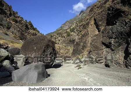 Picture - Barranco de las Angustias, Caldera de Taburiente, La Palma, Kanarische Inseln, Spanien, Europa. Fotosearch
