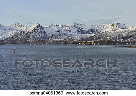 Berge der Insel Andoya mit Andoybrucke und Risoysund, Risoyhamn, Nordland, Vesteralen, Norwegen, Europa View Large Photo Image Stock Photo - Berge der Insel Andoya mit Andoybrucke und Risoysund, Risoyhamn, Nordland, Vesteralen, Norwegen, Europa. Fotosearch