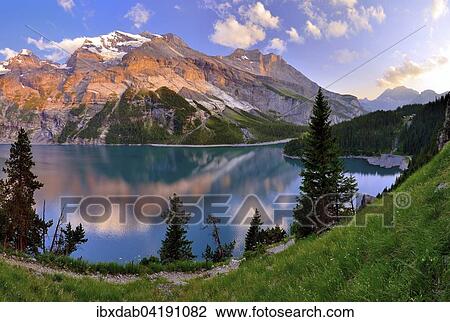 Berge im Abendlicht am Oeschinensee, UNESCO Weltnaturerbe, Kandersteg, Kanton Bern, Schweiz, Europa View Large Photo Image Stock Image - Berge im Abendlicht am Oeschinensee, UNESCO Weltnaturerbe, Kandersteg, Kanton Bern, Schweiz, Europa. Fotosearch