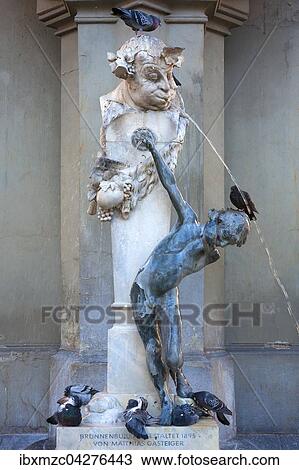 Stock Image - Brunnen mit Tauben, 1895 von Mathias Gasteiger, Neuhauser Strasse, Munchen, Oberbayern, Deutschland, Europa. Fotosearch