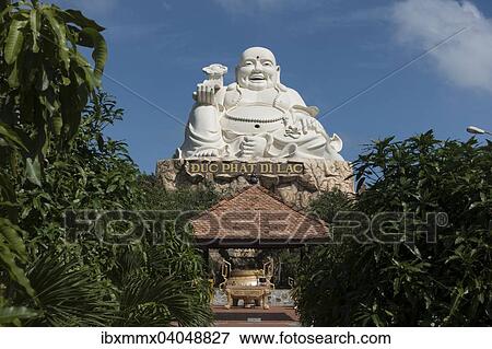 Stock Photo - Buddha-Skulptur, Freizeitpark, Vung Tau, Vietnam, Asien. Fotosearch