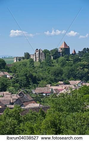 Burg Slimnic, bei Sibiu, Rumanien, Europa View Large Photo Image Stock Photo - Burg Slimnic, bei Sibiu, Rumanien, Europa. Fotosearch