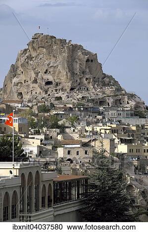 Burgfelsen von Uchisar, Provinz Nevsehir, Kappadokien, Zentralanatolien, Turkei, Asien View Large Photo Image Stock Image - Burgfelsen von Uchisar, Provinz Nevsehir, Kappadokien, Zentralanatolien, Turkei, Asien. Fotosearch