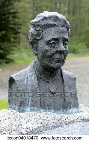 Buste, Autorin und Nobelpreistragerin Selma Lagerlof, Vastra Vemmenhog, Schweden, Europa View Large Photo Image Stock Image - Buste, Autorin und Nobelpreistragerin Selma Lagerlof, Vastra Vemmenhog, Schweden, Europa. Fotosearch