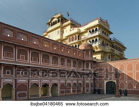 Chandra Mahal, Stadtpalast von Jai Singh II., Pink City oder rosarote Stadt, Jaipur, Rajasthan, Indien, Asien View Large Photo Image Stock Photography - Chandra Mahal, Stadtpalast von Jai Singh II., Pink City oder rosarote Stadt, Jaipur, Rajasthan, Indien, Asien. Fotosearch