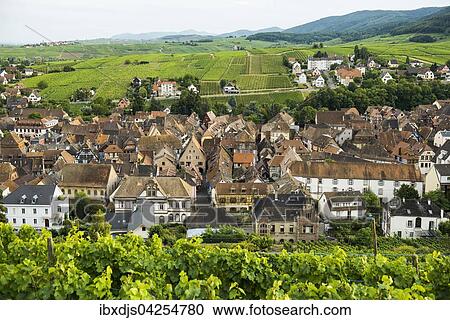 Dorf in den Weinbergen, Ribeauville, Departement Haut-Rhin, Elsass, Frankreich, Europa View Large Photo Image Stock Image - Dorf in den Weinbergen, Ribeauville, Departement Haut-Rhin, Elsass, Frankreich, Europa. Fotosearch