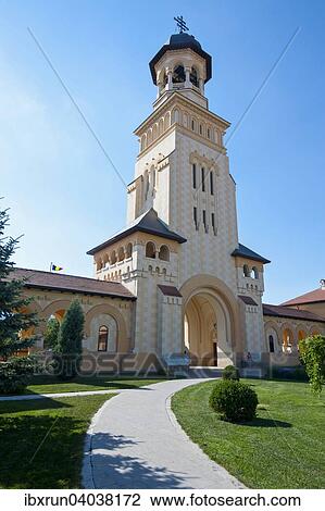 Dreifaltigkeitskathedrale, Alba Iulia, Siebenburgen, Rumanien, Europa View Large Photo Image Stock Image - Dreifaltigkeitskathedrale, Alba Iulia, Siebenburgen, Rumanien, Europa. Fotosearch