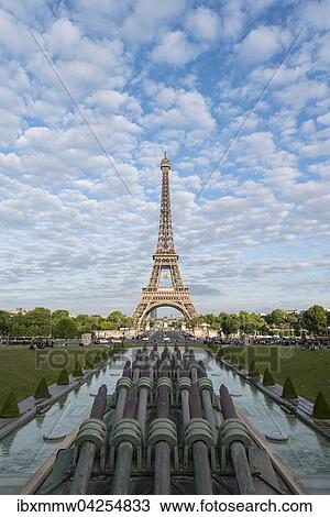 Eiffelturm, Tour Eiffel und Jardins du Trocadero, Paris, Ile-de-France, Frankreich, Europa View Large Photo Image Stock Image - Eiffelturm, Tour Eiffel und Jardins du Trocadero, Paris, Ile-de-France, Frankreich, Europa. Fotosearch
