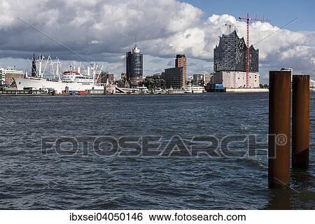 Elbphilharmonie mit Schiff Cap San Diego und Hanseatic Trade Center, Hamburg, Deutschland, Europa View Large Photo Image Stock Photograph - Elbphilharmonie mit Schiff Cap San Diego und Hanseatic Trade Center, Hamburg, Deutschland, Europa. Fotosearch