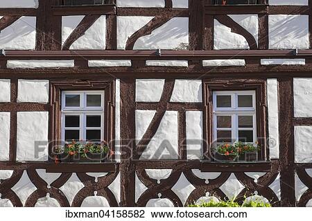 Stock Image - Fachwerk-Fassade der Ehemaligen Farberei, Volkach, Mainfranken, Unterfranken, Franken, Bayern, Deutschland, Europa. Fotosearch