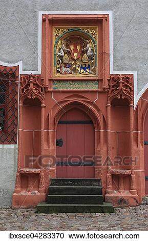 Fassade der Dompropstei des Hochstift Meissen am Marktplatz, Meissen, Sachsen, Deutschland, Europa View Large Photo Image Stock Image - Fassade der Dompropstei des Hochstift Meissen am Marktplatz, Meissen, Sachsen, Deutschland, Europa. Fotosearch