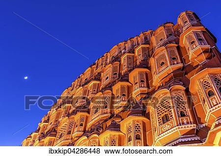Fassade des Hawa Mahal, Palast der Winde, in der Dammerung mit Mond, Jaipur, Rajasthan, Indien, Asien View Large Photo Image Stock Photo - Fassade des Hawa Mahal, Palast der Winde, in der Dammerung mit Mond, Jaipur, Rajasthan, Indien, Asien. Fotosearch