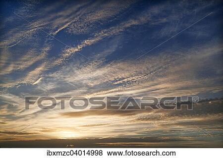 Federwolken, Cirrus, und Schafchenwolken, Altocumulus, am Abendhimmel, Deutschland, Europa View Large Photo Image Stock Photo - Federwolken, Cirrus, und Schafchenwolken, Altocumulus, am Abendhimmel, Deutschland, Europa. Fotosearch