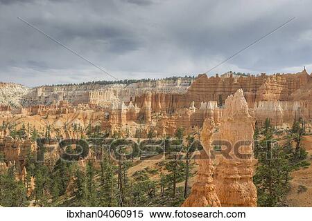 Felsszenerie vom Navajo Loop Trail, Bryce-Canyon-Nationalpark, Bryce, Utah, USA, Nordamerika View Large Photo Image Stock Photography - Felsszenerie vom Navajo Loop Trail, Bryce-Canyon-Nationalpark, Bryce, Utah, USA, Nordamerika. Fotosearch